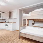 Hostel Basecamp Frich's