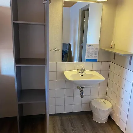 Vandrerhjem Basecamp Frich's *