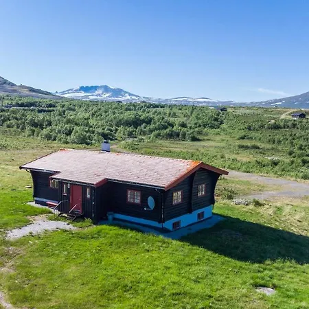 Hostel Basecamp Frich's Hjerkinn