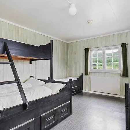 Vandrerhjem Basecamp Frich's *