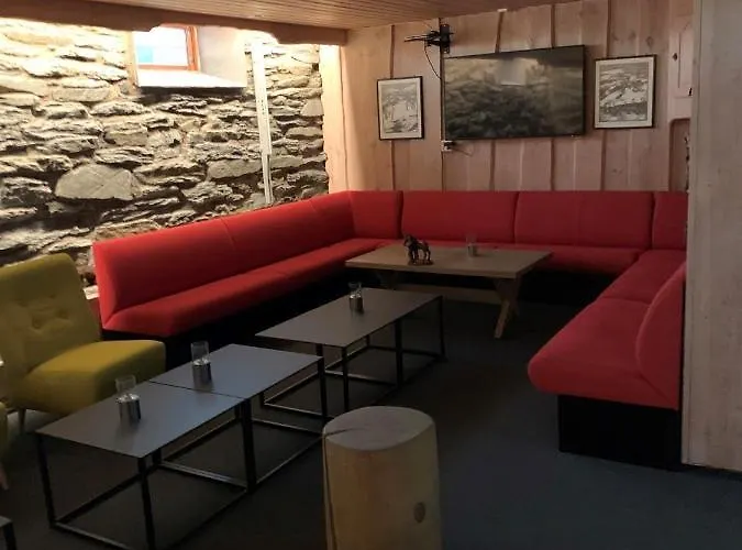 Basecamp Frich's Hostel