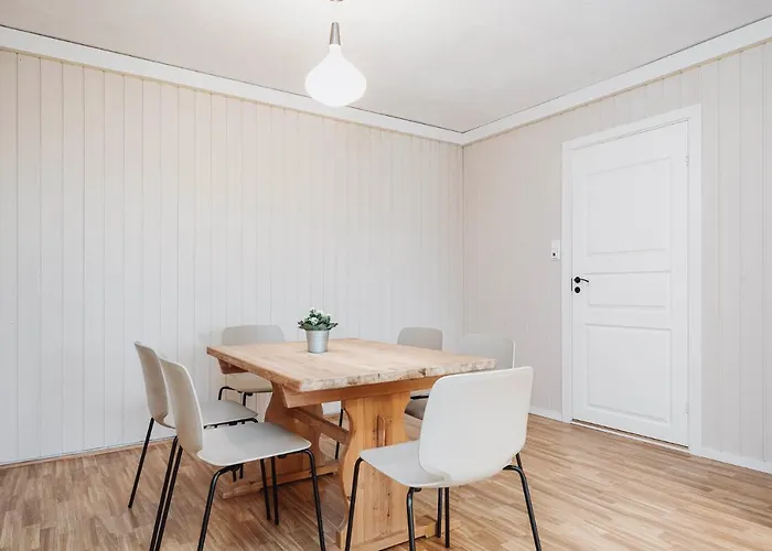 Basecamp Frich's Hostel Hjerkinn