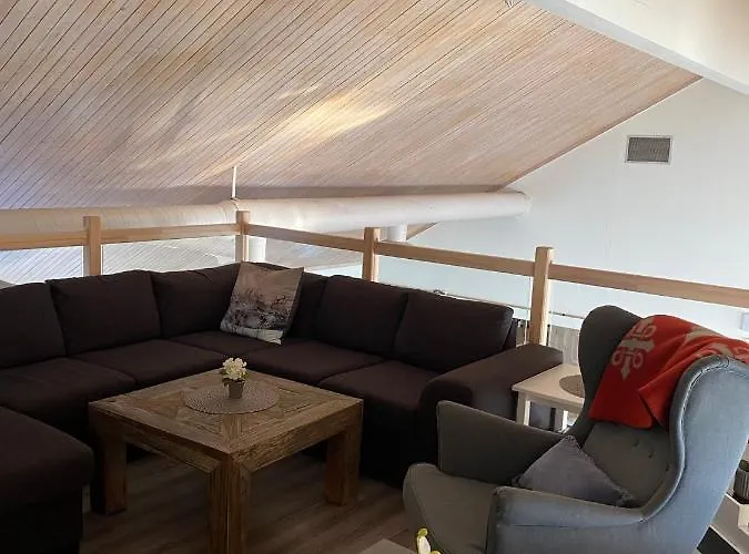 Hostel Basecamp Frich's Hjerkinn