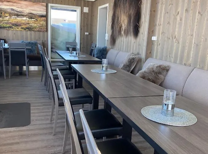 Hostel Basecamp Frich's Hjerkinn