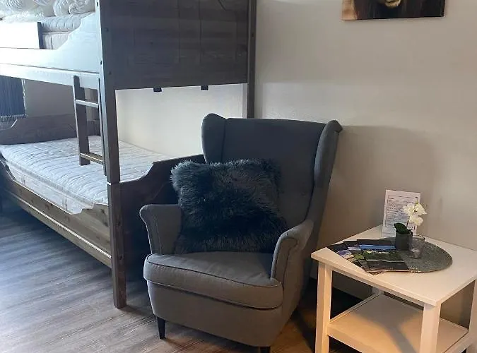 Hostel Basecamp Frich's Hjerkinn